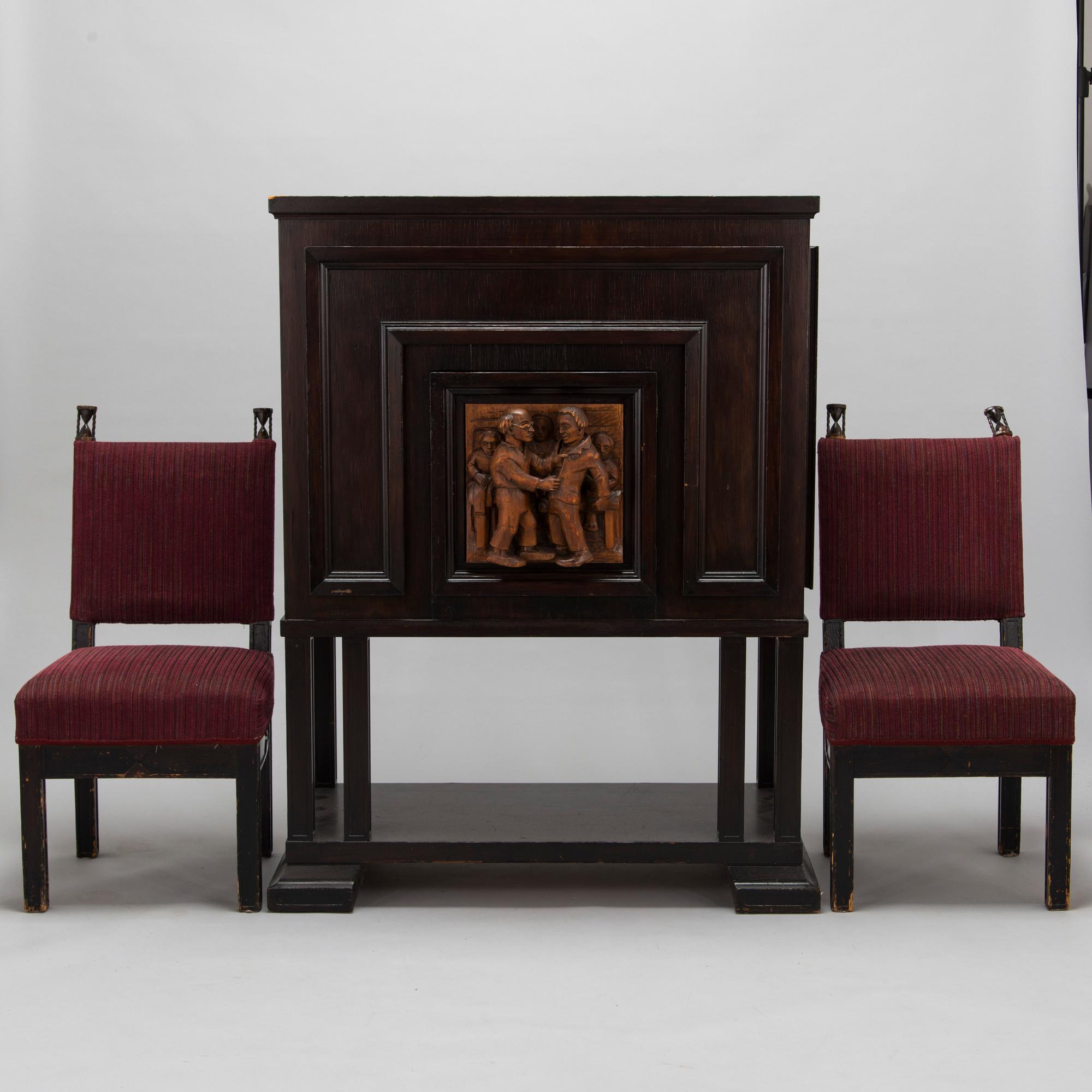 Birger Hahl och Hannes Autere, skåp och två stolar. Finland, 1930-tal.