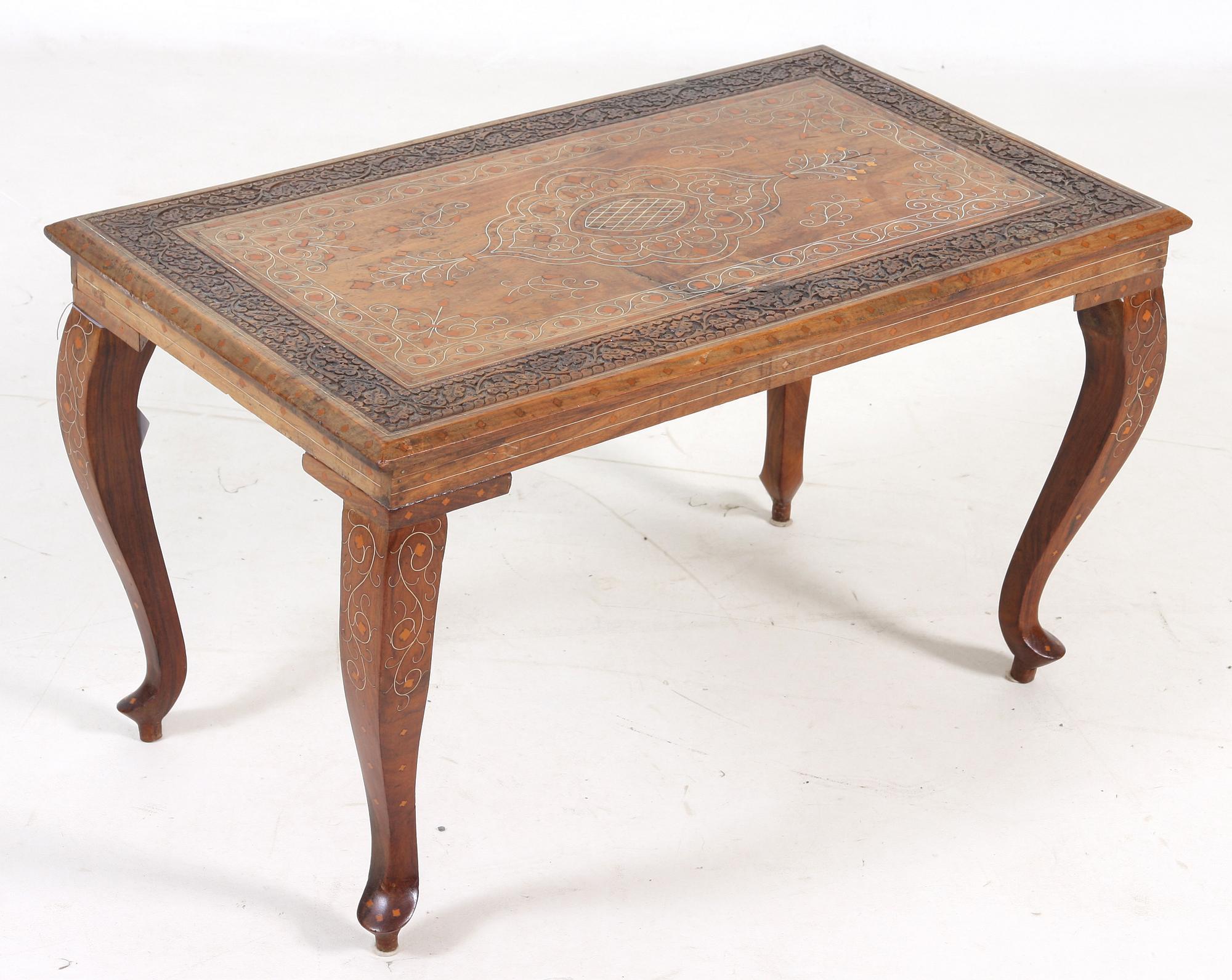 SIDEBOARD, 1900-tal, troligen Pakistan.