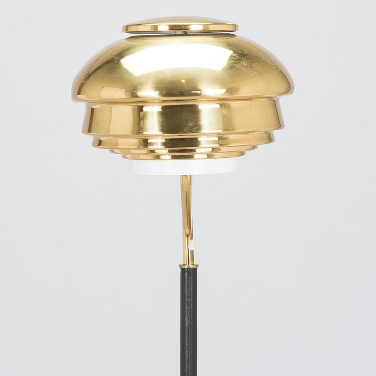 Alvar Aalto, golvlampa, modell A808, Valaistustyö.