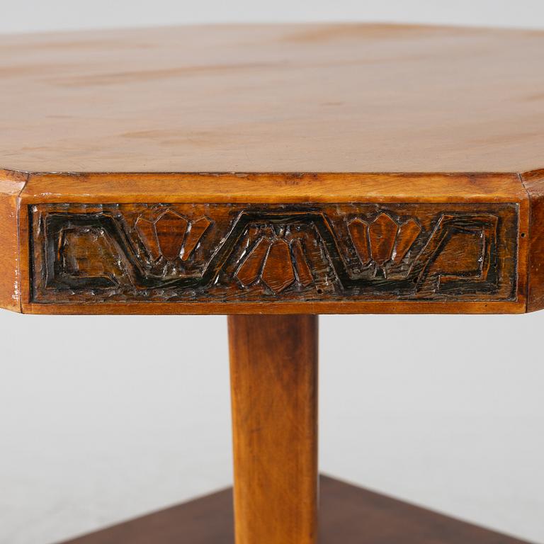Table, Jugend, early 20th century.