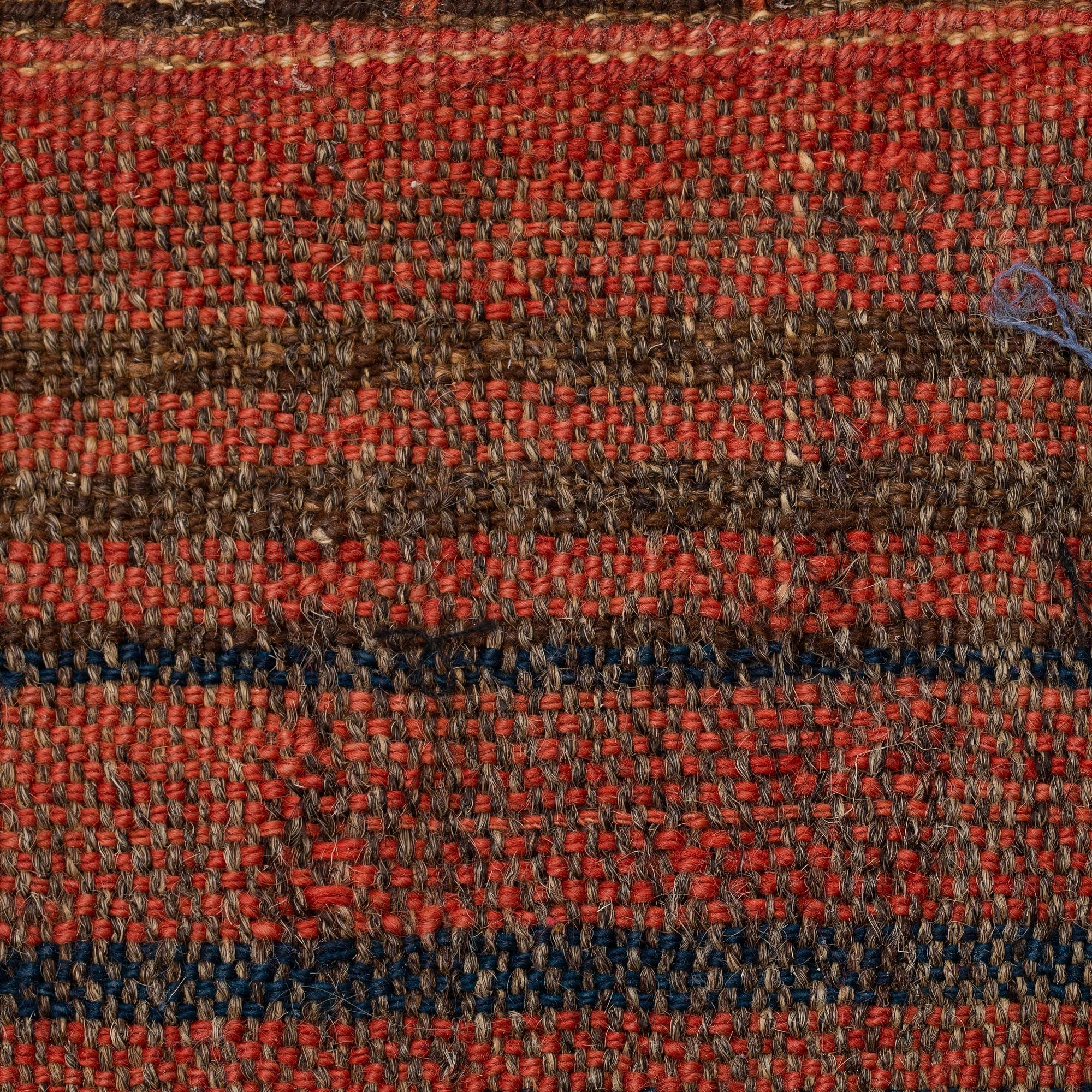 MATTO, Antique Ersari, ca 235,5 x 197 cm. (as well as  4-14,5 cm flat weave at the ends).
