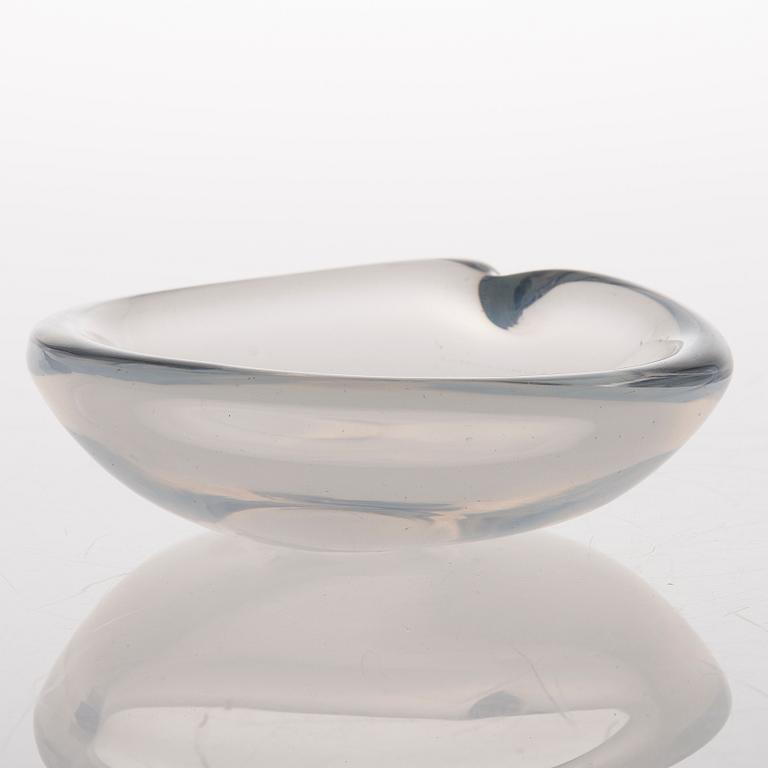 A glass bowl signed Tapio Wirkkala Iittala.