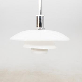 Poul Henningsen, taklampa, "PH-4½-4"", Louis Poulsen, Danmark.