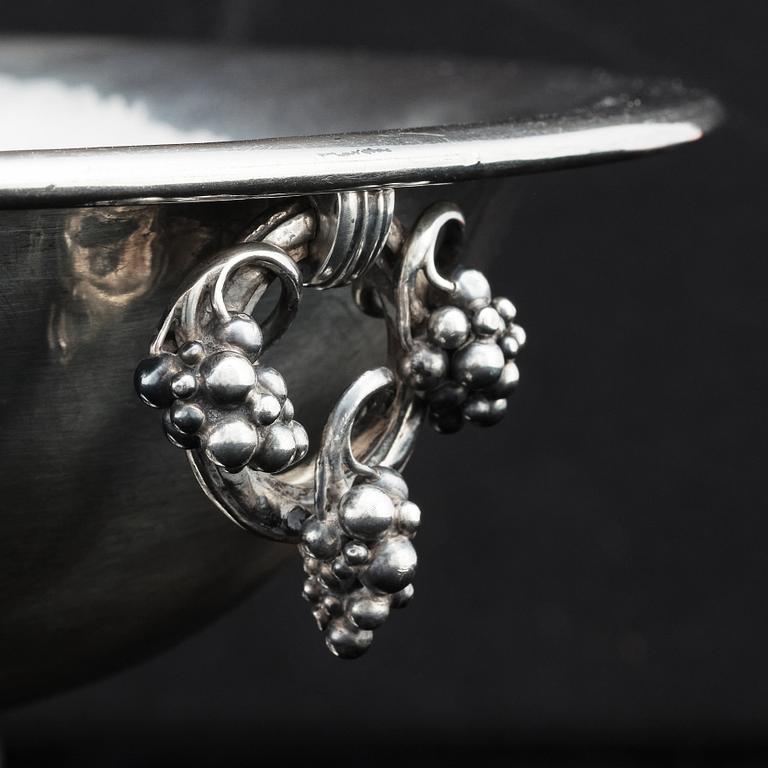 Georg Jensen, jardinière, Köpenhamn 1919, 830/1000 silver, design nr 296. Modellen formgiven samma år, 1919.