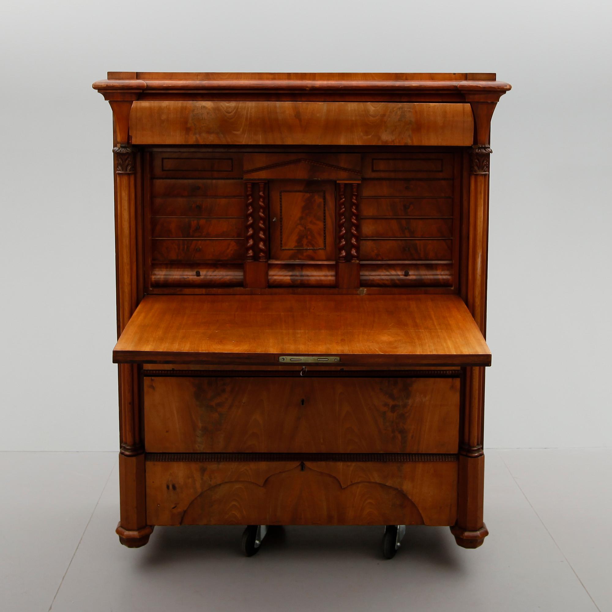 CHIFFONJÉ, senempire, 1800-talets mitt.