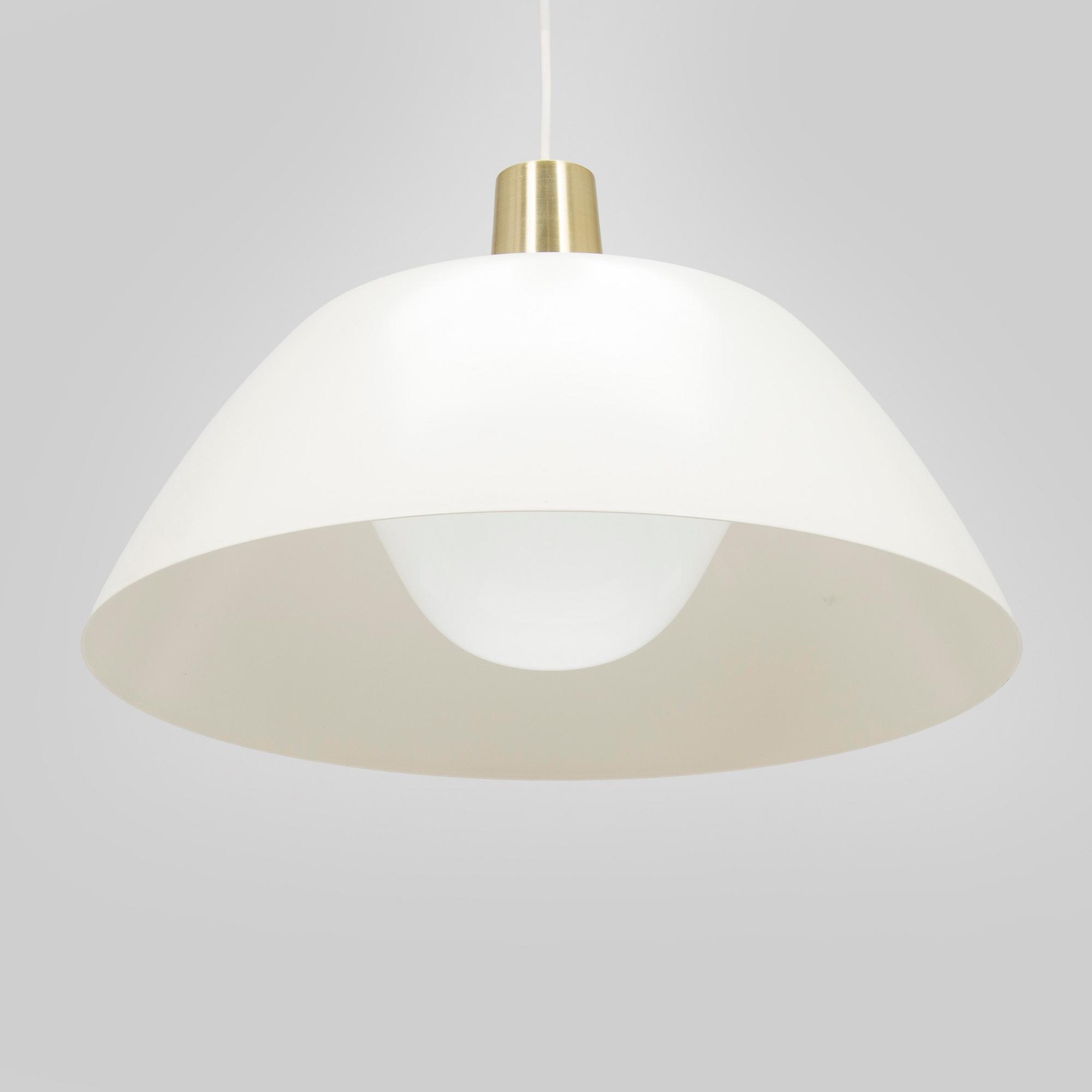 Lisa Johansson-Pape, ceiling lamp, "Ihanne" Innolux 21st century. Contemporary production.