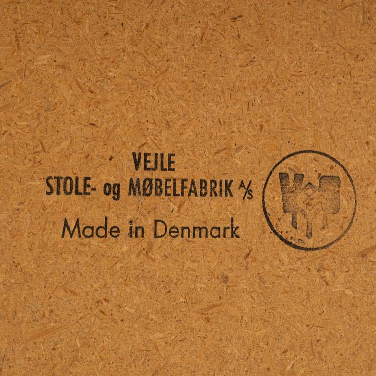 Henning Kjærnulf, matbord, Vejle Stole- og Møbelfabrik AS, Danmark, 1960-tal.