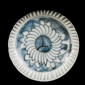 ASK MED LOCK, keramik, Kina, Ming-dynastin (1368-1644).