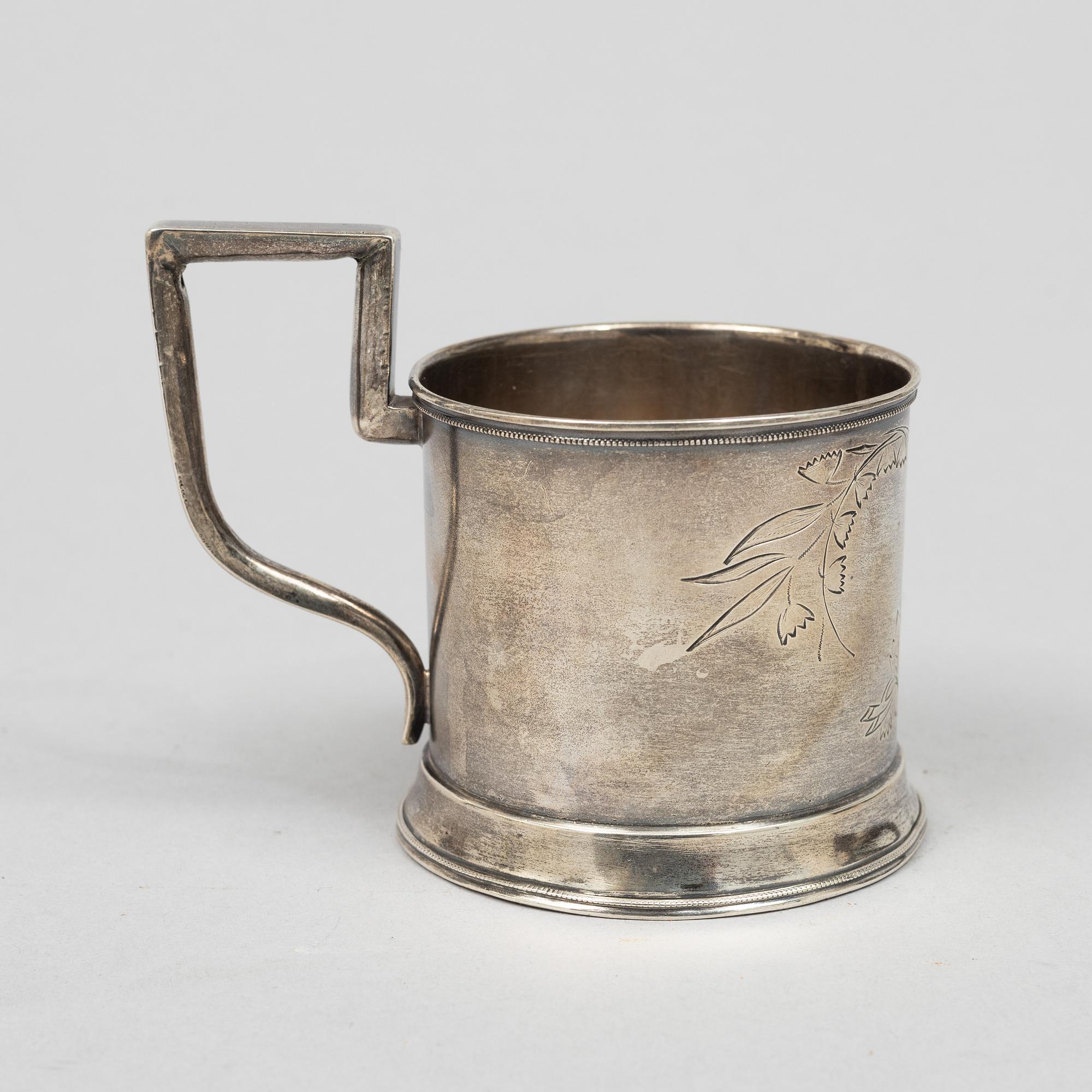 Teglashållare, silver, kontrollmästarstämpel A. Skovronsky, Moskva 1896.