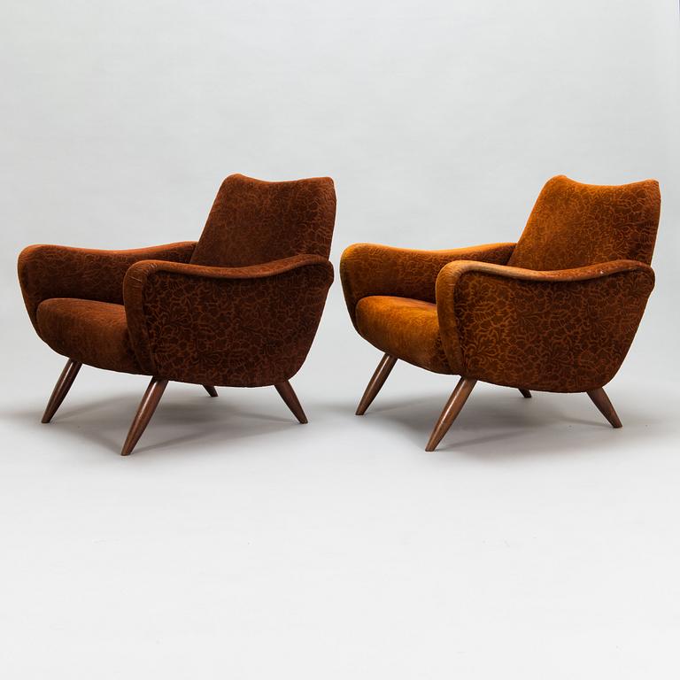Kurt Hvitsjö, a par of mid-20th century '461' armchairs for Isku.