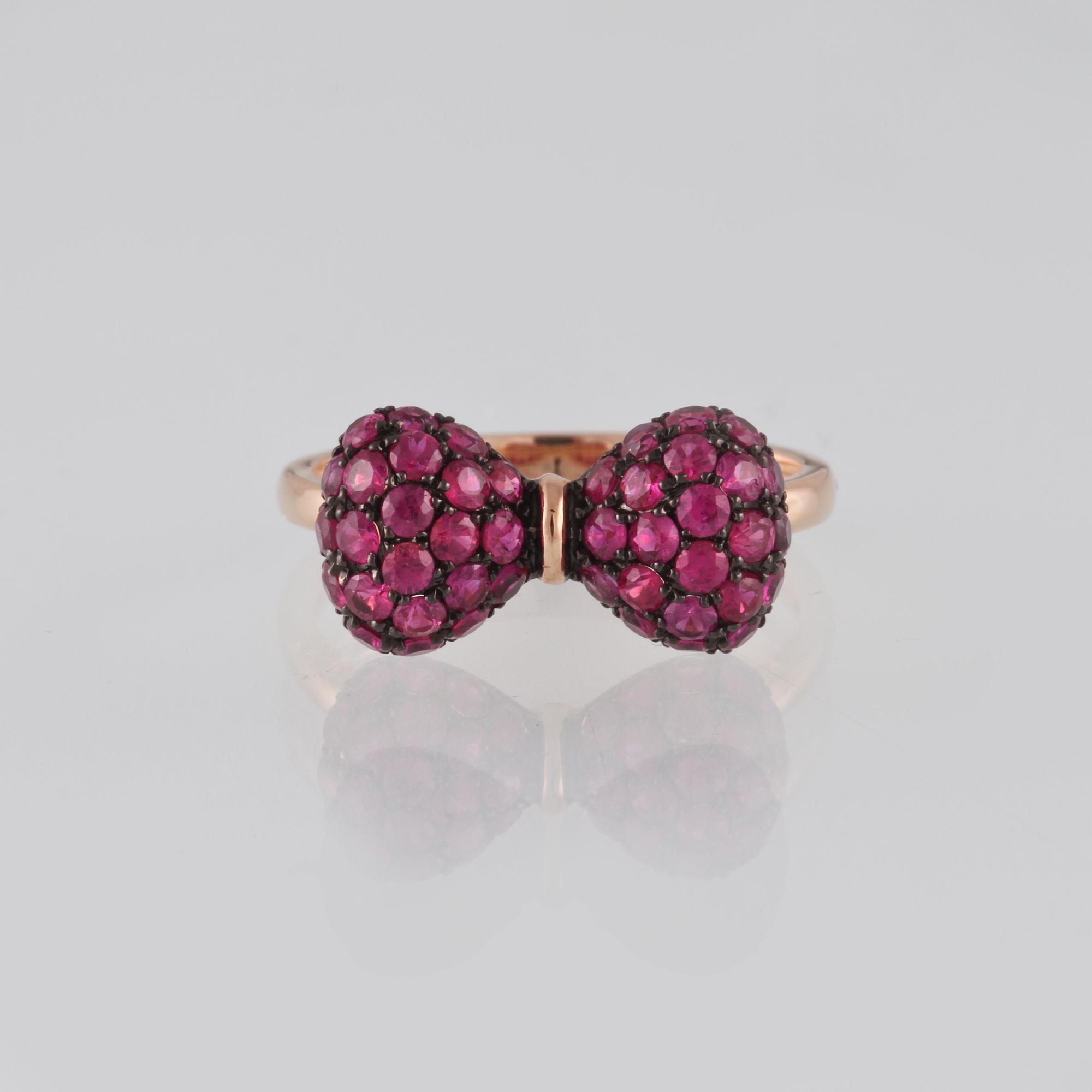 RING, 18K guld med fasettslipade rubiner ca 1.25 ct. Vikt 2,9 gram.