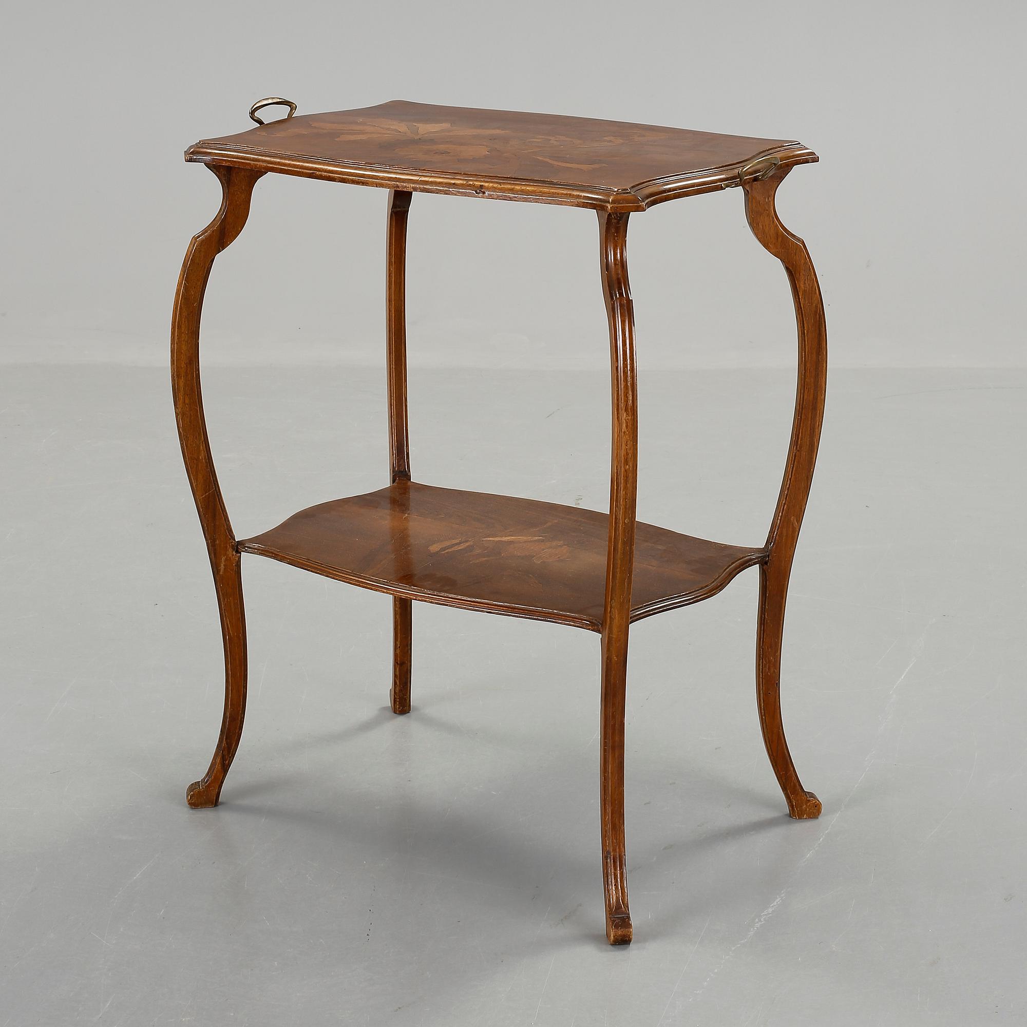 BORD, Emile Gallé. Frankrike, Art Nouveau, omkring år 1900.