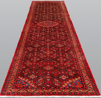 A Hosseinabad runner, ca 427 x 110 cm.