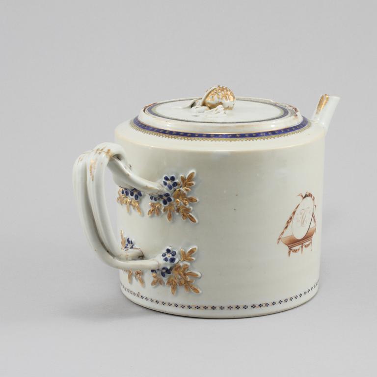 TEKANNA, porslin, Kina, 1700-tal.