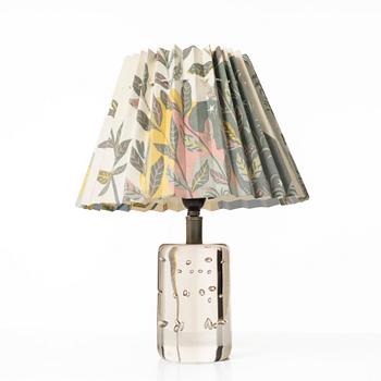 Josef Frank, table lamp, model "1819", Svenskt Tenn 1930s-40s.