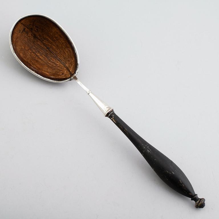 SOPPSLEV, silver, kokosnöt, 1800-tal.