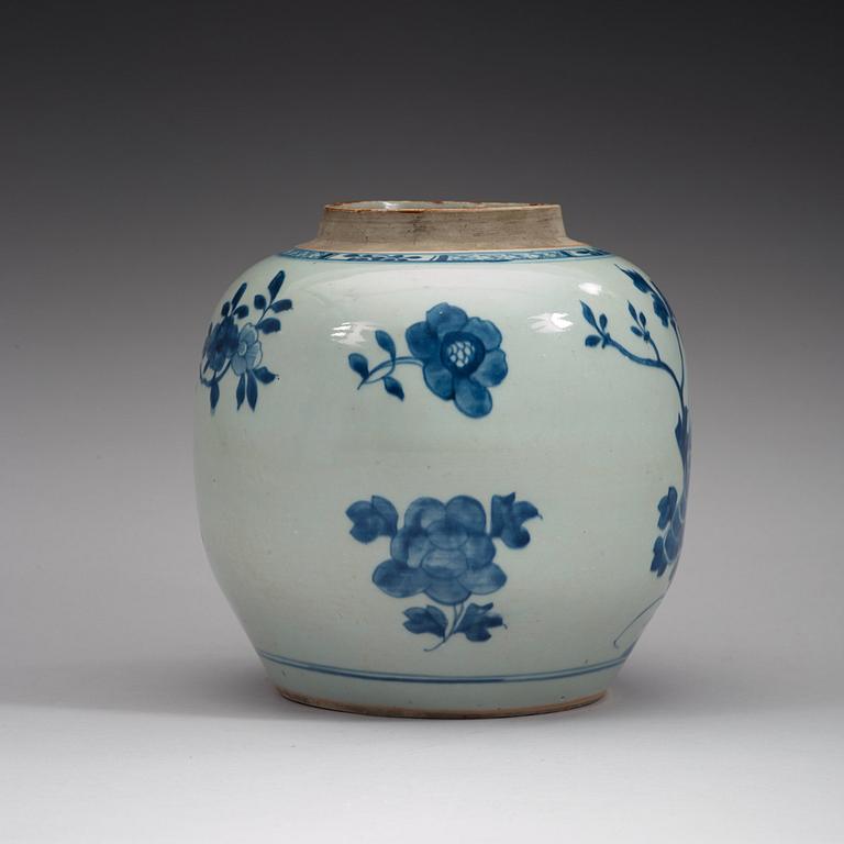 BOJAN, porslin. Qingdynastin, Qianlong (1736-95).
