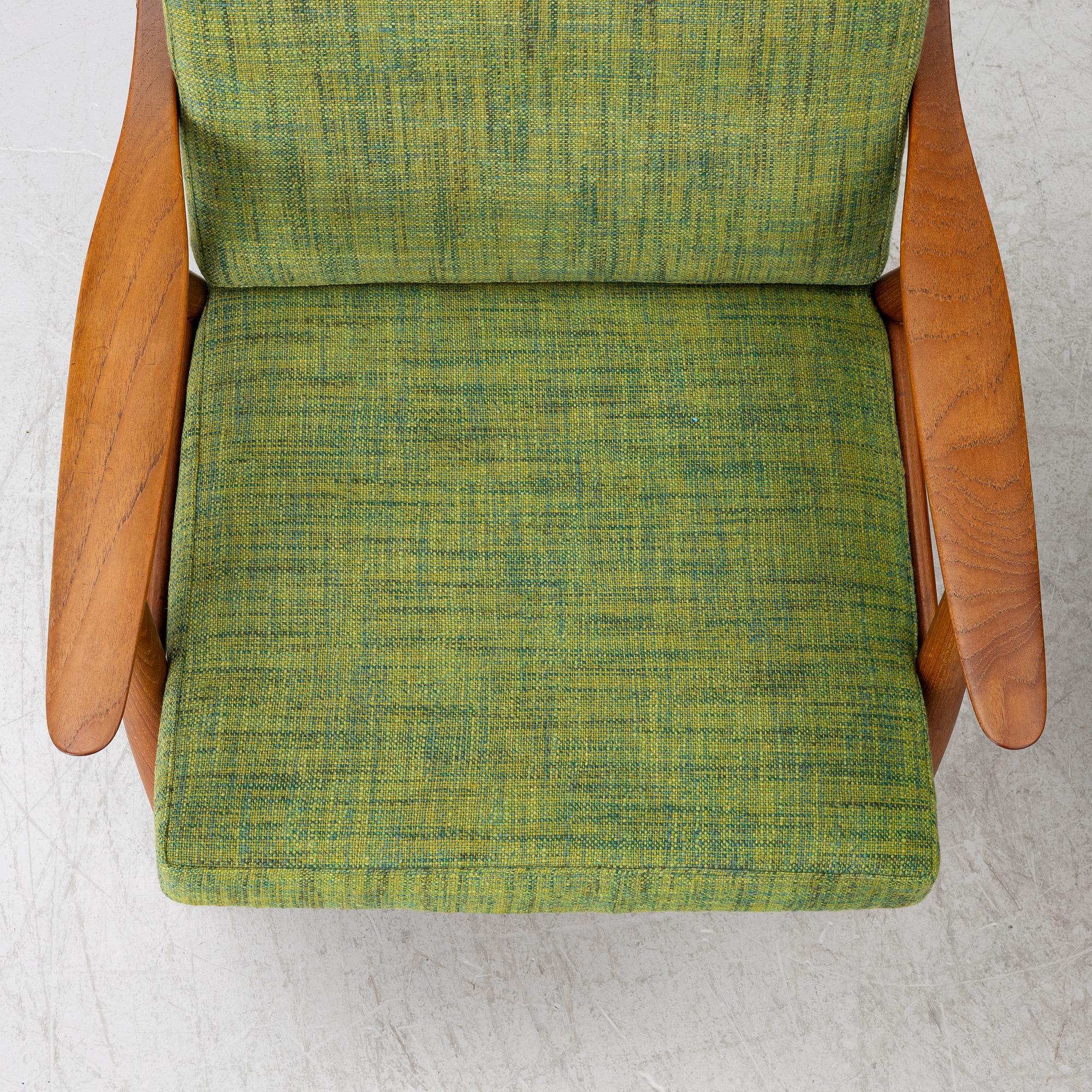 Hans J. Wegner, Armchairs, a pair, “GE 240”/“Cigarren”, Denmark, 1960s.