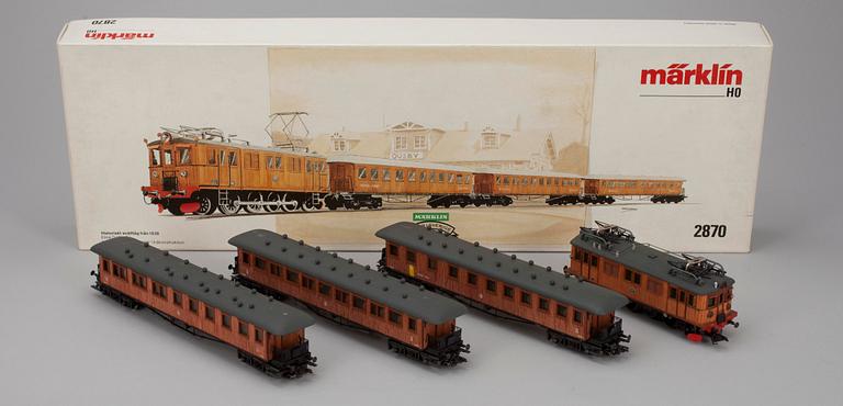 LOK samt VAGNAR 3 st, Märklin HO 2870.
