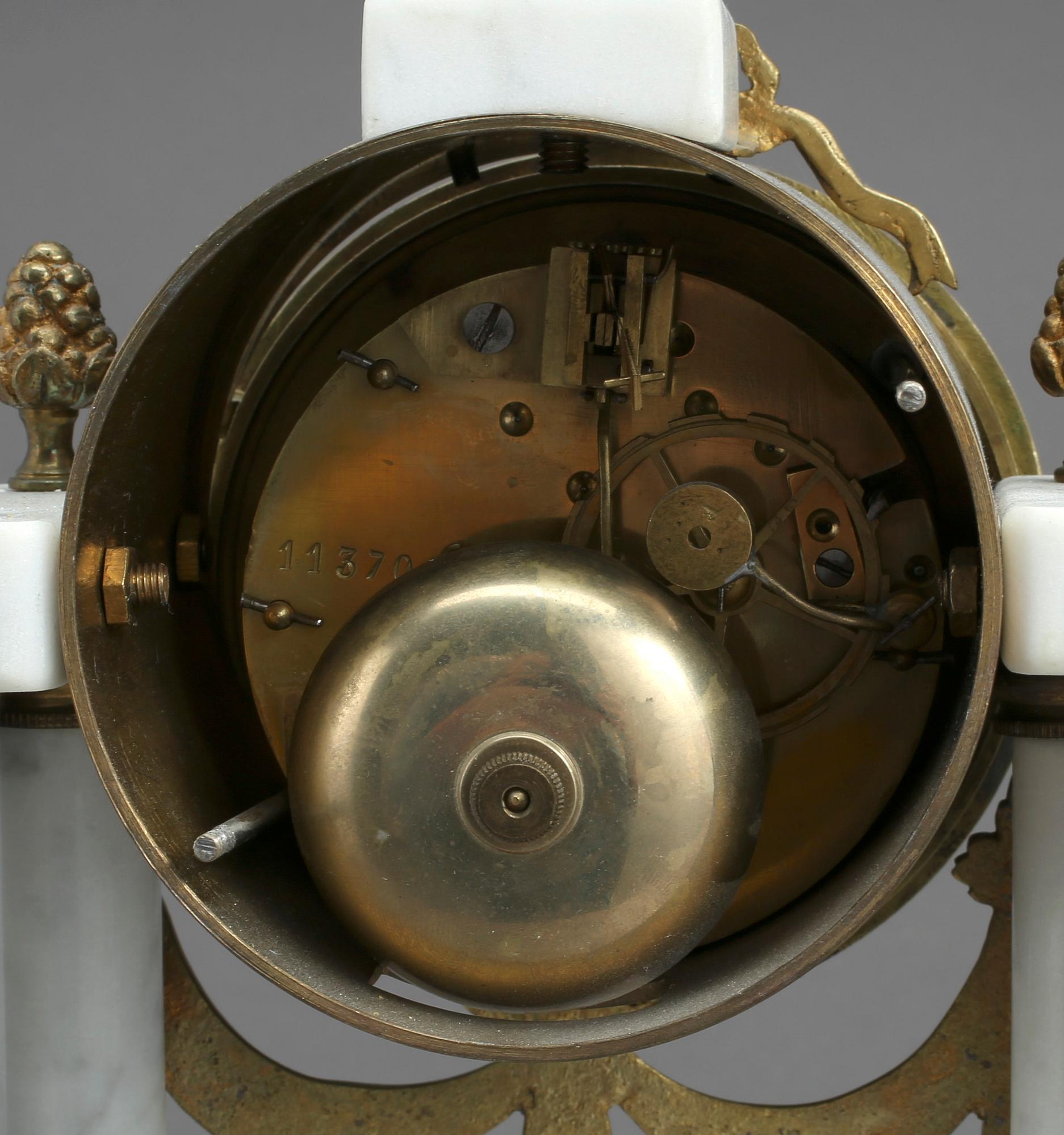 BORDSPENDYL, gustaviansk stil, 1900-tal.