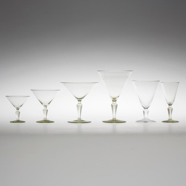 GLASSERVIS, 93 delar, 1900-tal.