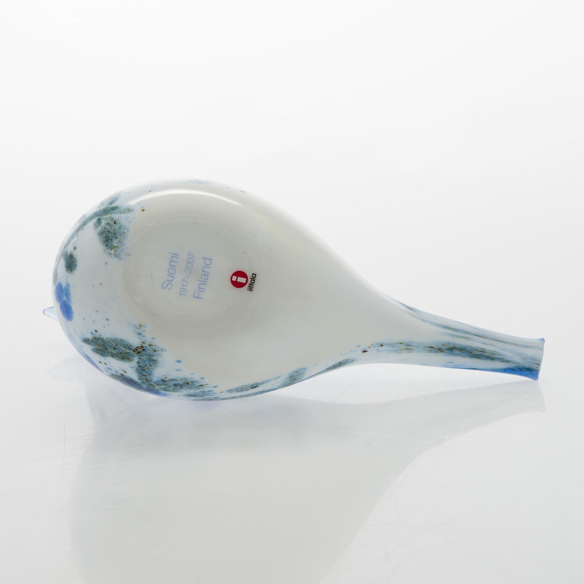 Oiva Toikka, An anniversary bird 2007, 'Dove', signed O. Toikka Nuutajärvi 616/1917.