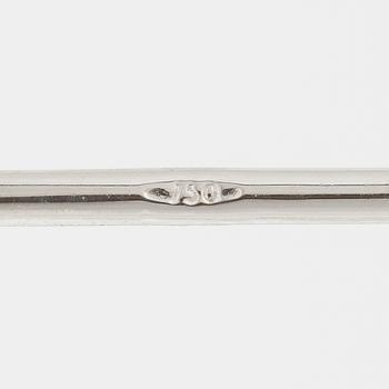 Örhängen 18K vitguld med briljantslipade diamanter.