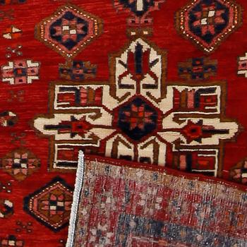 MATTA, Hamadan, ca 323 x 112 cm.
