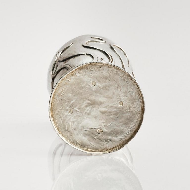 Louis Osman, a large Britannia silver beaker, London 1987.