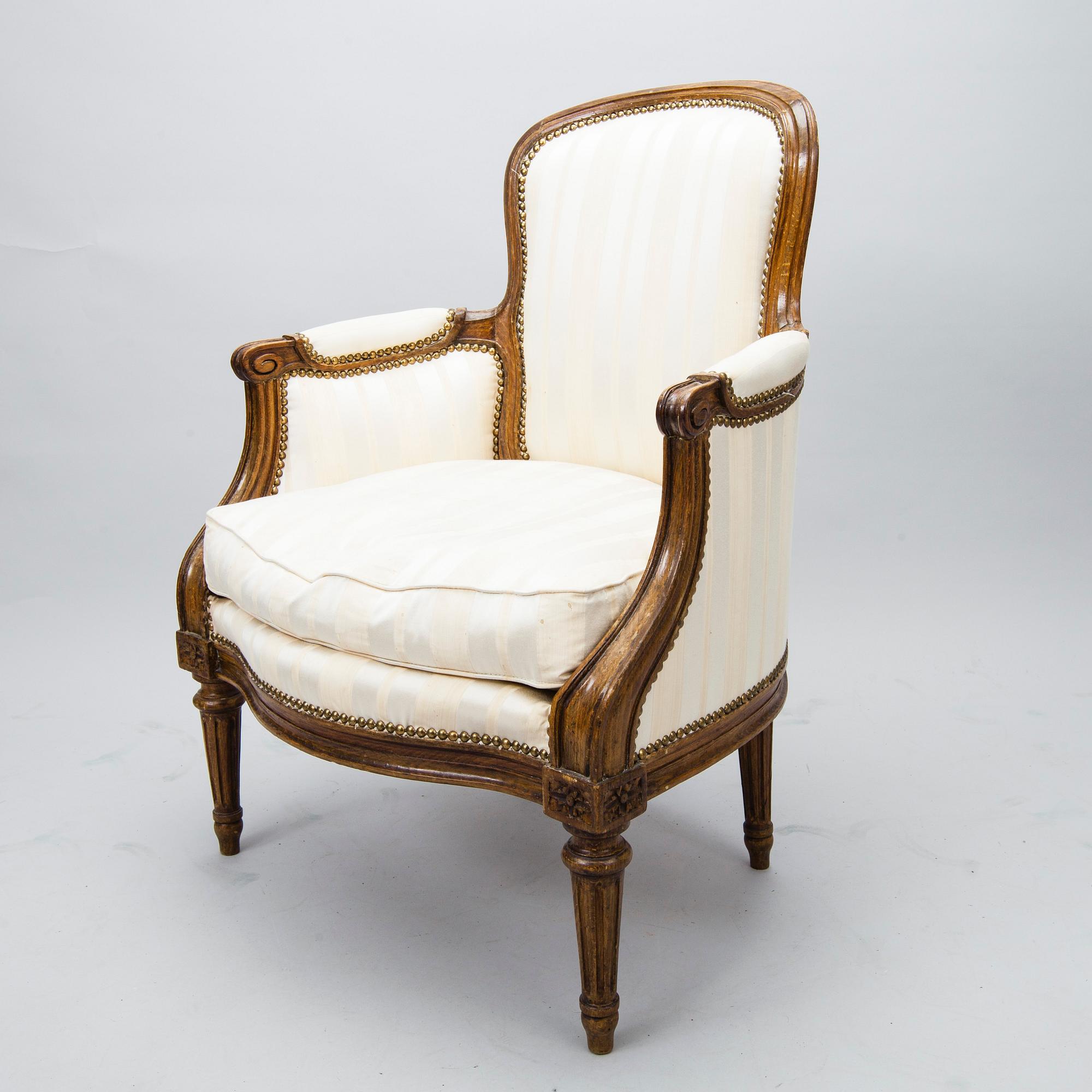 BERGÈRE, Louis XVI-stil, Frankrike 1900-talets första hälft.