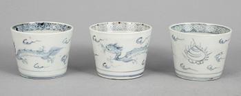 PARTI, porslin, 20 delar, Japan samt Korea. 1800-tal.