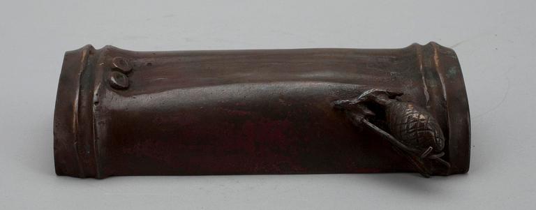 ARMSTÖD, brons, arkaiserande, sannolikt Japan, 1800-tal.