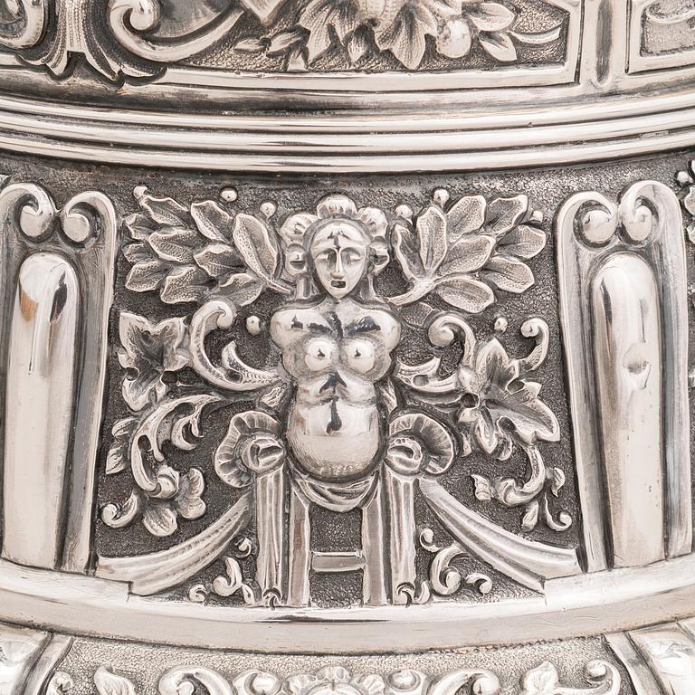 A Victorian silver flagon, maker's marks of  John Aldwinckle & Thomas Slater, London 1889.