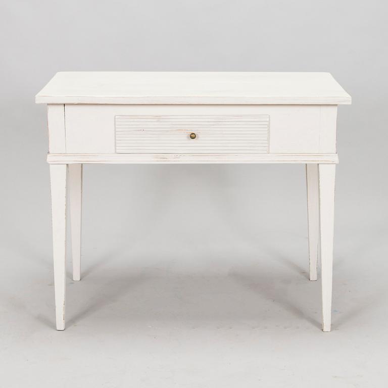 A late Gustavian provincial table, 19th century.