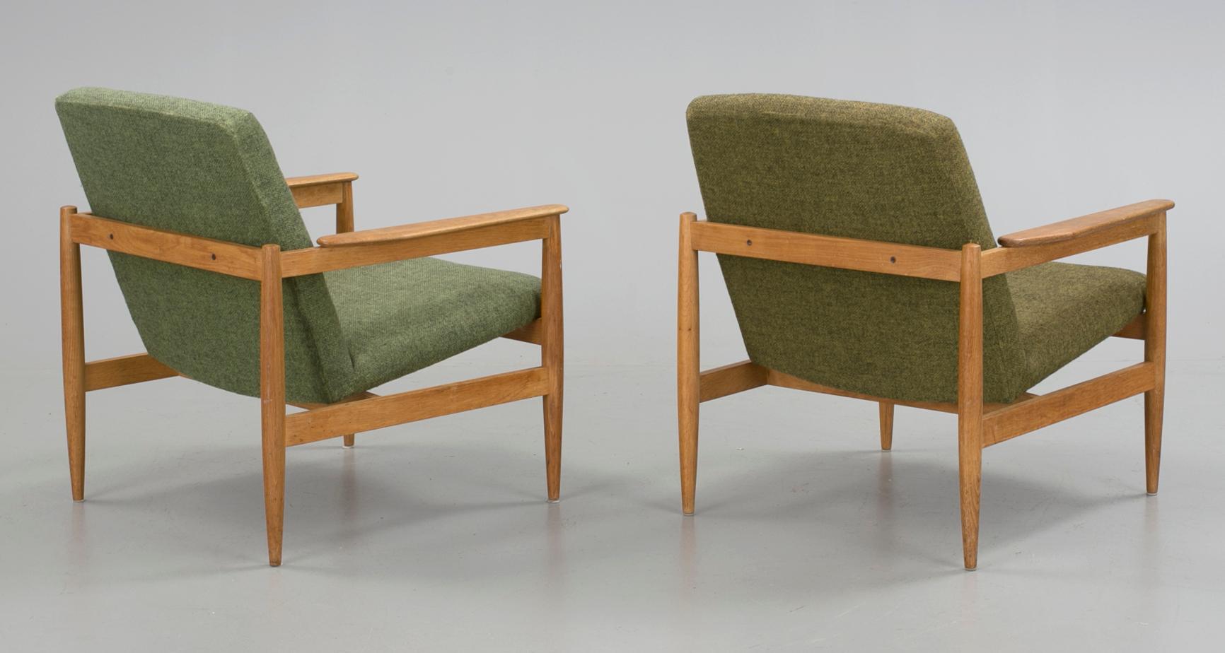 FÅTÖLJER, ett par, 1960-tal.