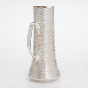 Tapio Wirkkala, tillbringare och bägare, 6 st, silver, Kultakeskus, Tavastehus, 1984-1986.