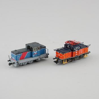 Two locomotives by Märklin, scale HO, model nr. 36337 and 33789.