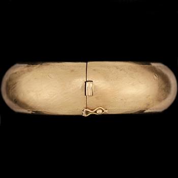 ARMBAND, 18 k guld, Italien, omkr 1900-talets mitt. Vikt 38 gram.