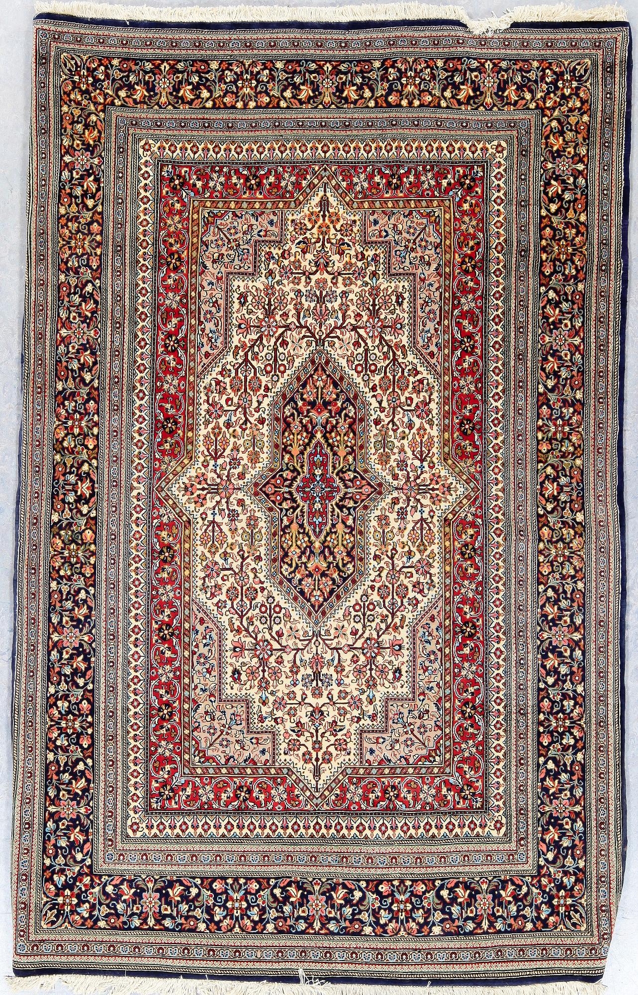 MATTA, Indien/Pakistan. Ca 208x131,5.