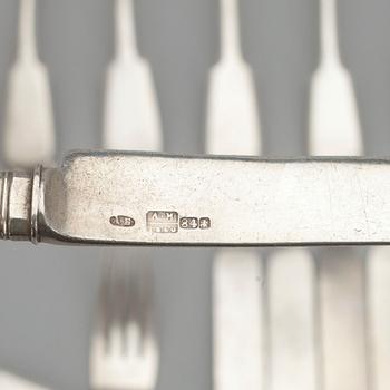 BESTICK, 36 delar, silver, bl a Alexander Mitin (А.Н. Митин 1842-1877), S:t Petersburg 1860. Vikt 1718 g.