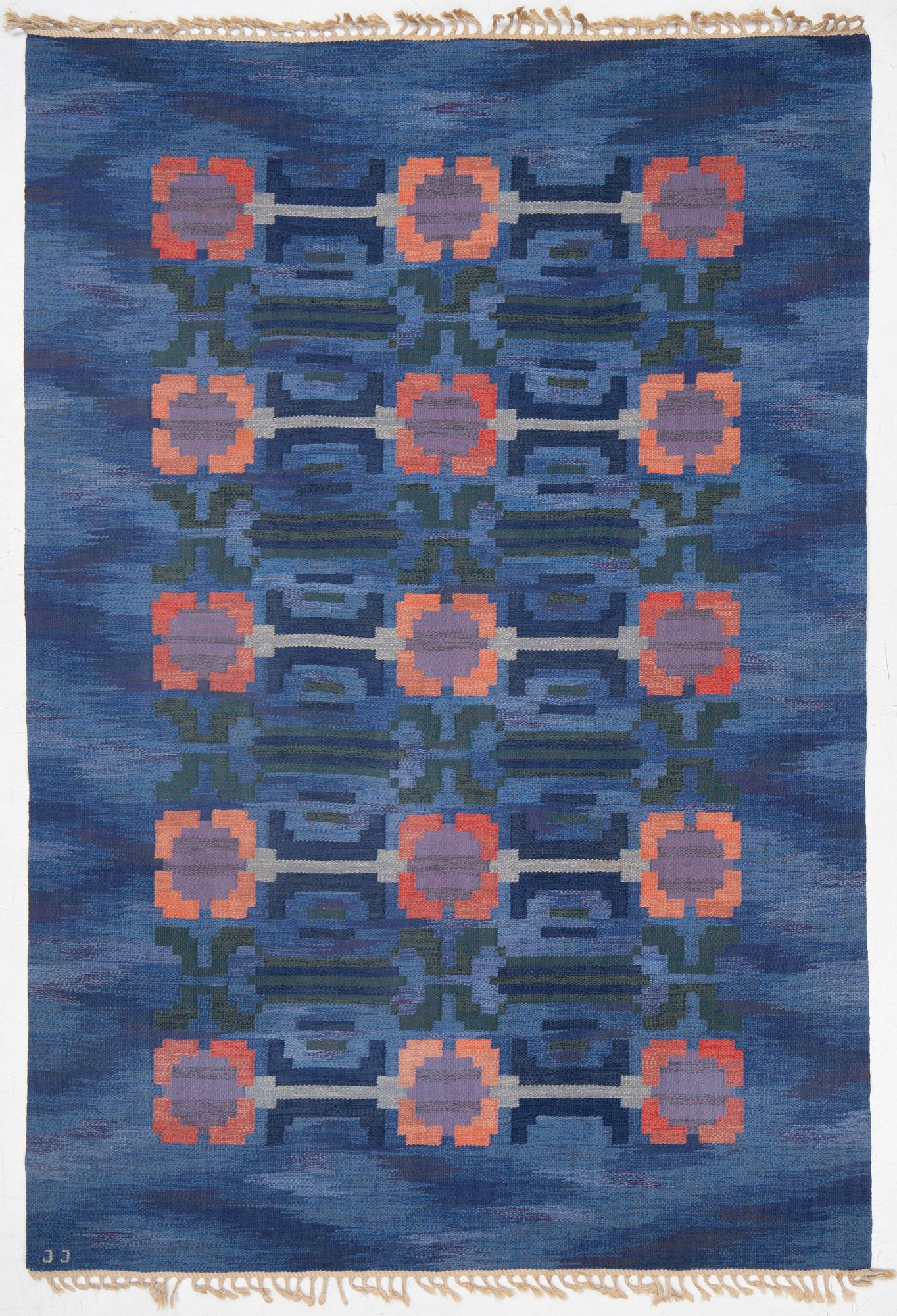 Judith Johansson, matta, rökalakan, "Vallmovång", signerad JJ, ca 305 x 210 cm.