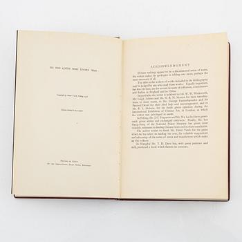 Archibald Dooley Brankston, a book, 'Early Ming Wares of Chingtechen', 1938.