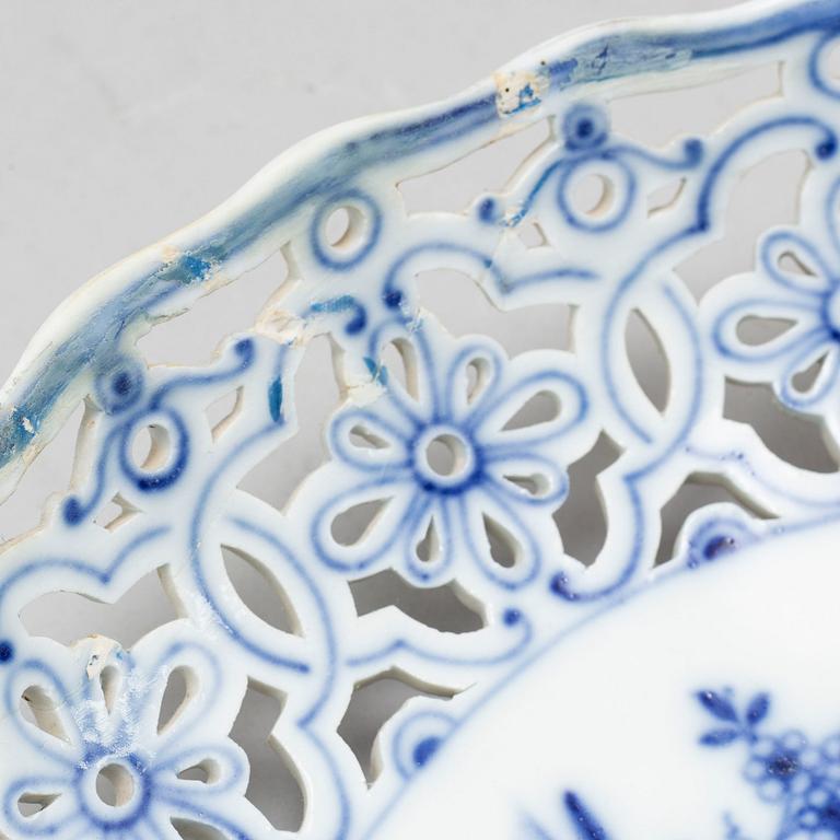 MAT- och KAFFESERVIS, 39 delar, porslin. Tyskland, Meissen, 1900-tal.