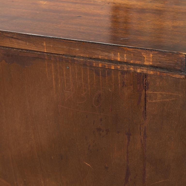 Lauri Järveläinen, kirjakaappi, Tampereen Höyrypuuseppä oy, Tampere 1920-luku.