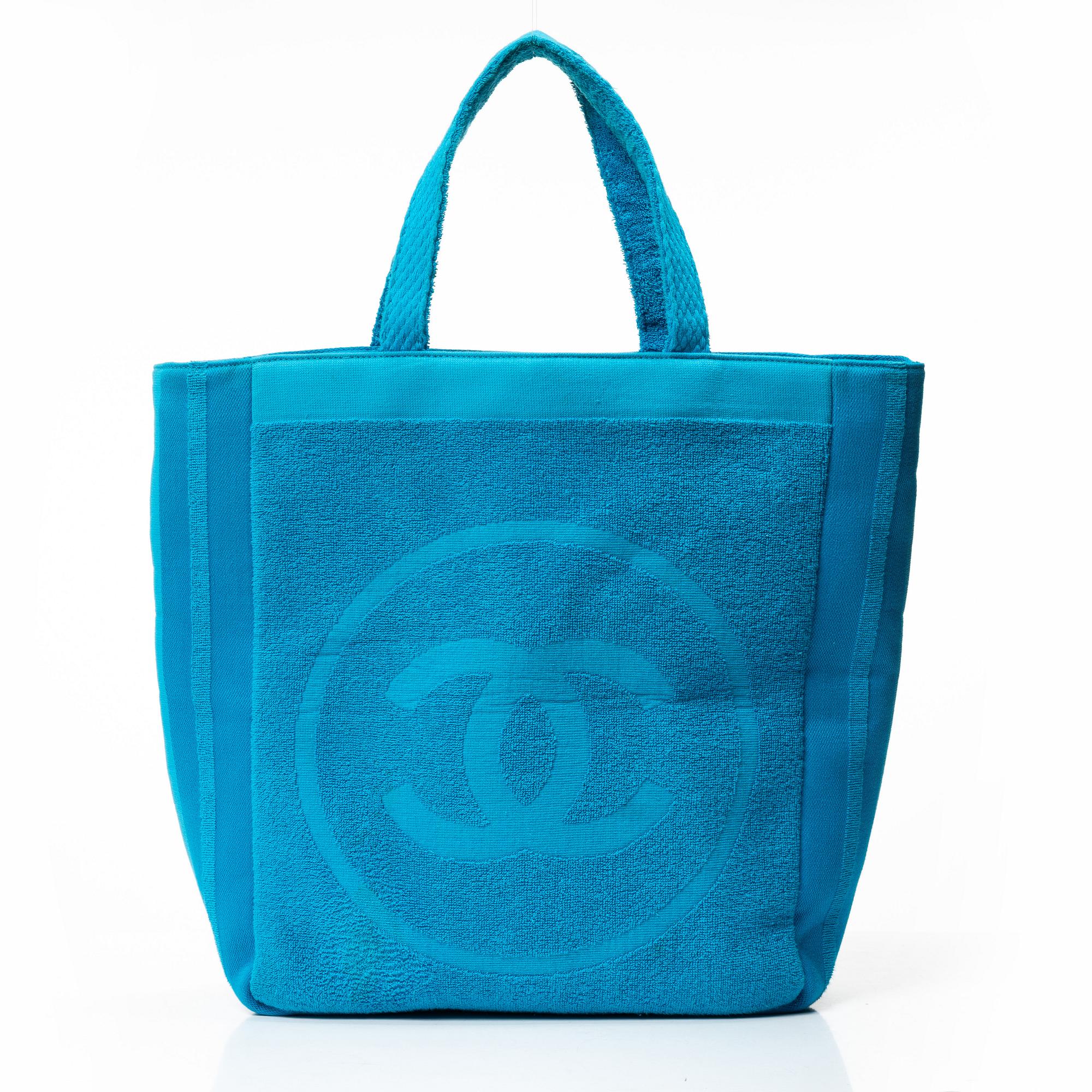 Chanel, beach bag.
