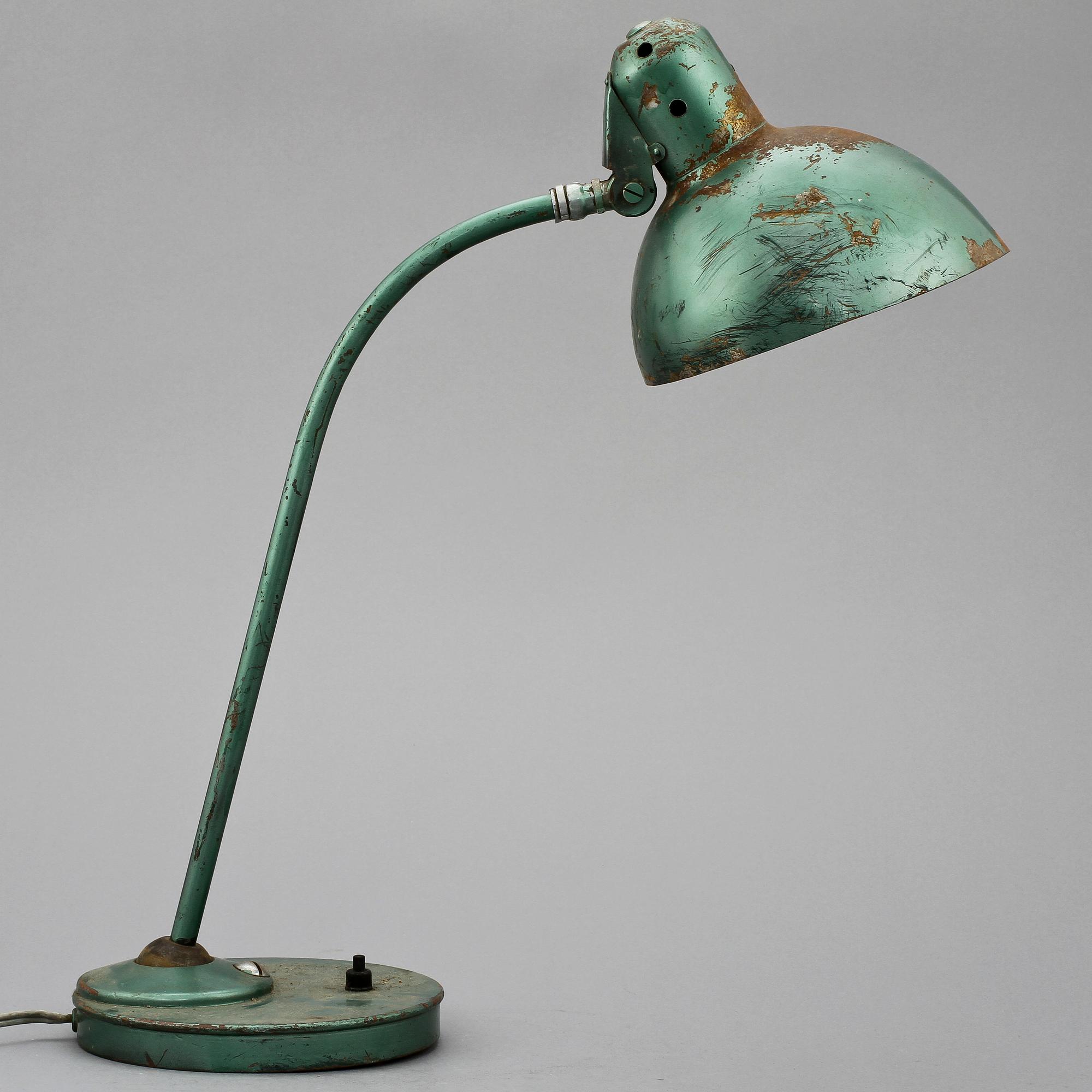 BORDSLAMPA, 1900-talets första hälft.