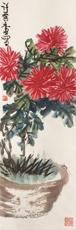 Xu Linlu, Flowerpot with Red Chrysantemum.