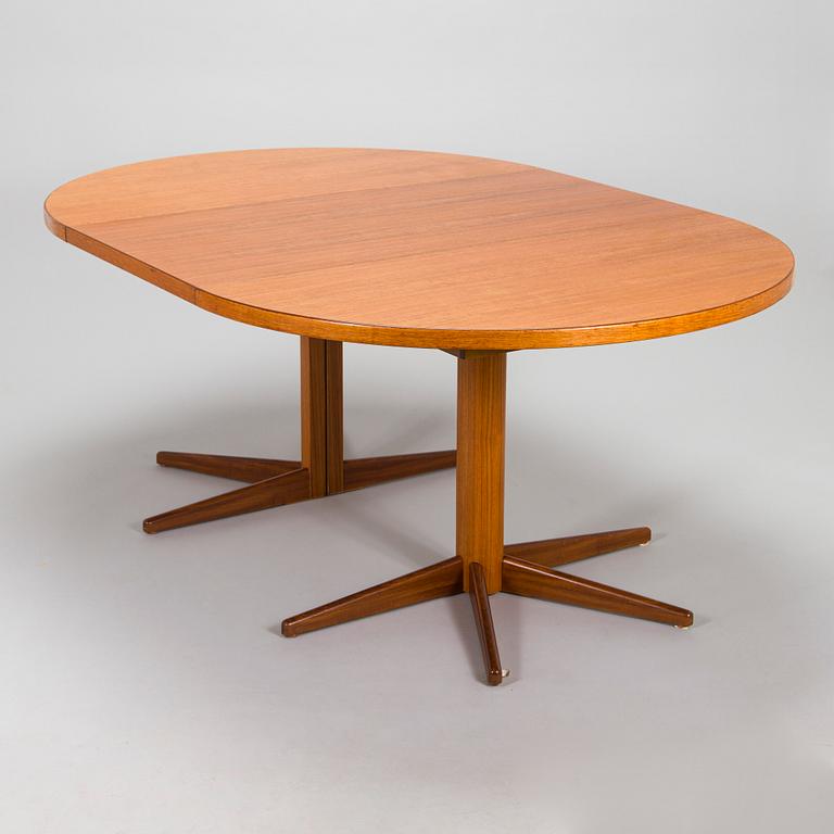 Olof Ottelin, a 1960s 'Rondo' dining table for Oy Stockmann Ab, Keravan puusepäntehdas.