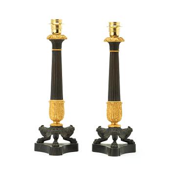 1266. A pair of French 19th century table lamps.