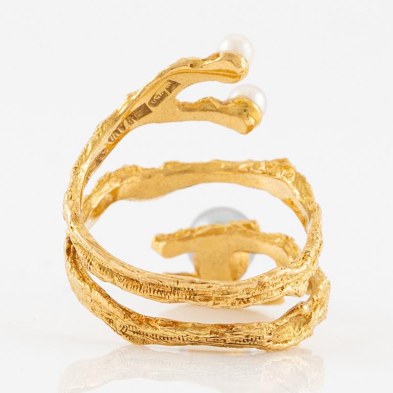 Björn Weckström, a ring, "Octobus", 18K gold with pearls, Lapponia.